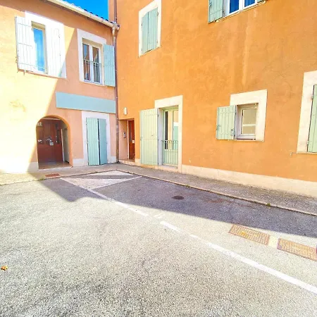 Cozy Central Apartment: Self Check-In with Netflix and Free Parking Avignon Exterior photo